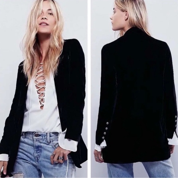 Free People Yesterdays Muse Velvet Blazer Black Retro Metal Accent Size XS EUC - Picture 1 of 8